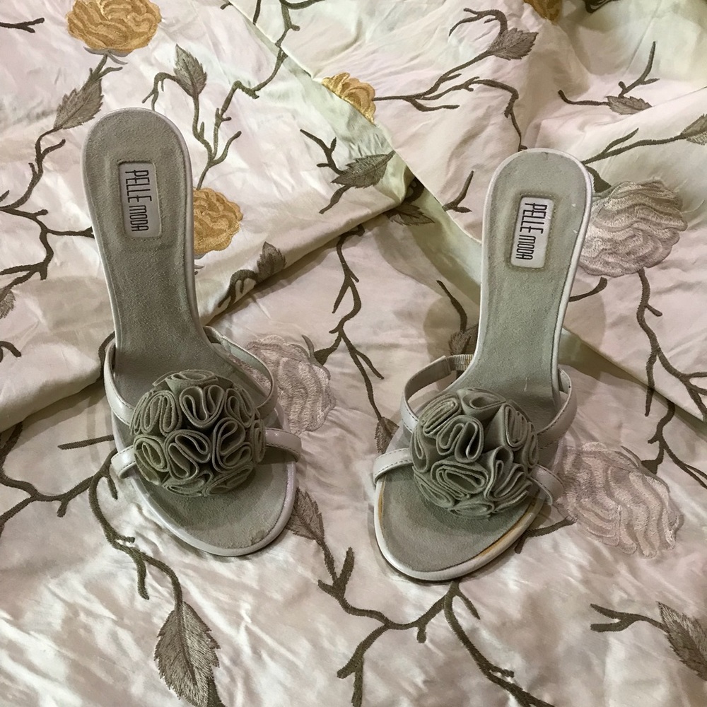 Worn Once**Light green Special Occasion heels